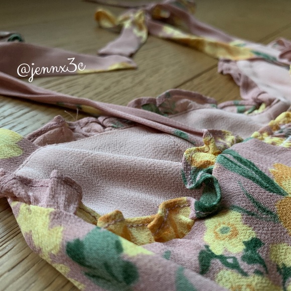 Reformation Nikita Dress || Gwenyth - Picture 13 of 16